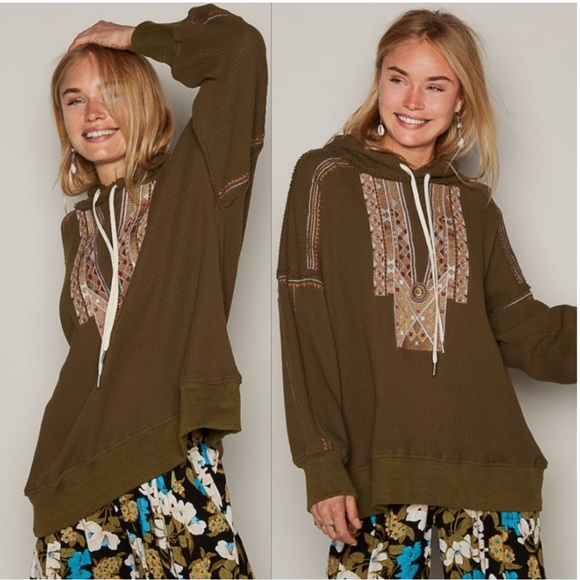 💝Boutique~⚫️POL Embroidered Mixed Media Waffle Knit Hoodie⚫️ - Picture 5 of 6